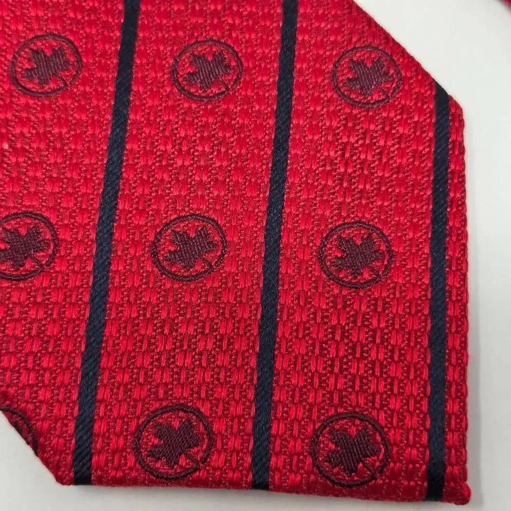 AIR CANADA UNISYNC SILK BLEND TIE RED BLACK STRIPE SATIN TEXTURED 3